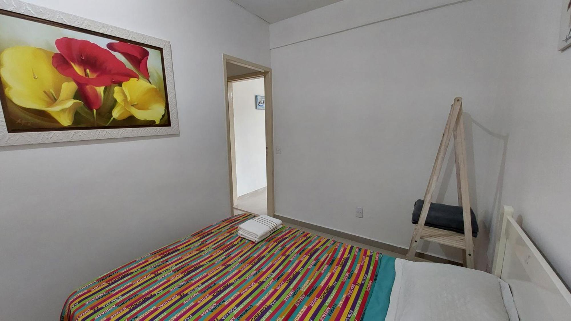 Apto 2 Quartos Com Ar A 200m Da Apartamento *