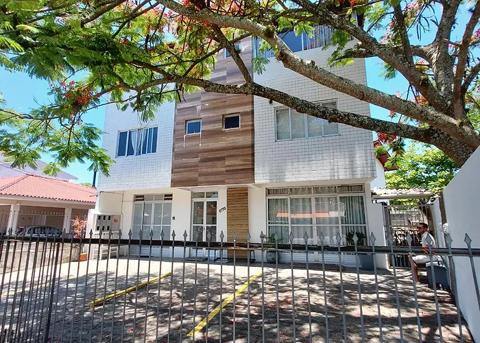 Apto 2 Quartos Com Ar A 200M Da Praia